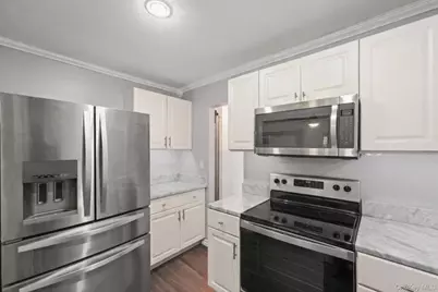 16 Carnaby Street #A, Wappingers Falls, NY 12589 - Photo 4
