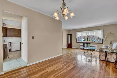 70 Martin Road N, Bethpage, NY 11714 - Photo 10