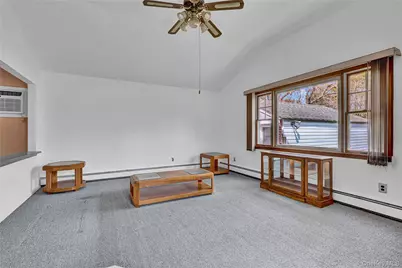 70 Martin Road N, Bethpage, NY 11714 - Photo 16