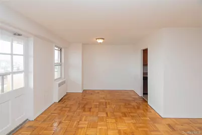 1841 Central Park Avenue #10P, Yonkers, NY 10710 - Photo 4