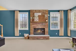 2 Holly Cres, Hopewell Junction, NY 12533 - Photo 12