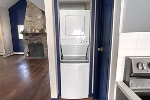 451 E Main St, Jefferson Valley, NY 10535 - Photo 18