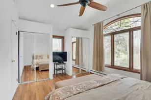 44 McCulloch Dr, Dix Hills, NY 11746 - Photo 32