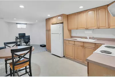 44 McCulloch Drive, Dix Hills, NY 11746 - Photo 42