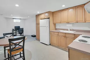 44 McCulloch Dr, Dix Hills, NY 11746 - Photo 42