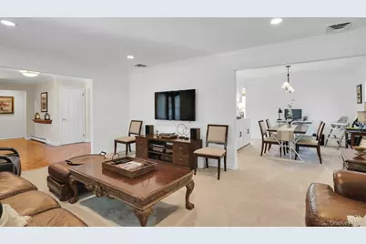 44 McCulloch Drive, Dix Hills, NY 11746 - Photo 14