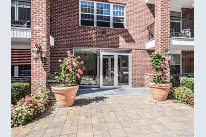 400 Carney Street #607, Glen Cove, NY 11542 - Photo 14