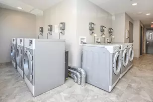 400 Carney St, Glen Cove, NY 11542 - Photo 18