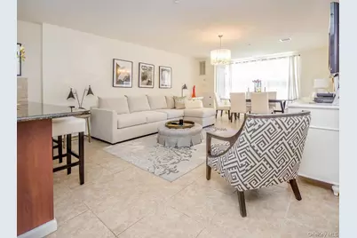 400 Carney Street #607, Glen Cove, NY 11542 - Photo 4