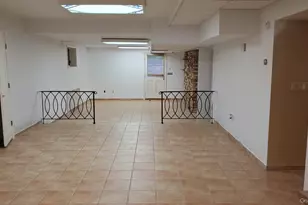 14 Potters Ln, New Rochelle, NY 10805 - Photo 8