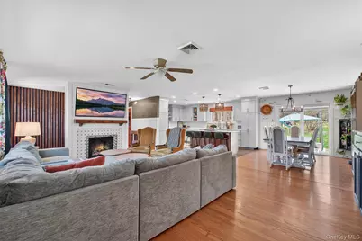 49 Clover Hill Drive, Poughkeepsie, NY 12603 - Photo 6