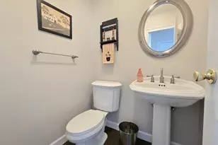 29 Loebel St, Selden, NY 11784 - Photo 10