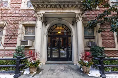 15 E 10th Street #4A, New York, NY 10003 - Photo 2