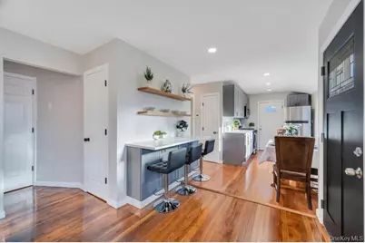 167 Westwood Drive, Brentwood, NY 11717 - Photo 8