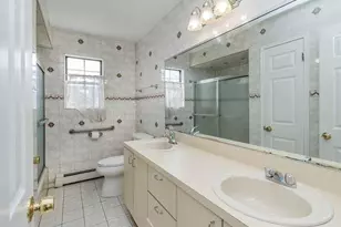 53A Grove St, Glenwood Landing, NY 11547 - Photo 18