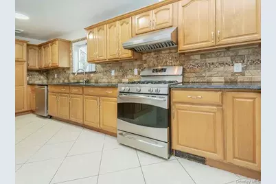 53A Grove Street, Glenwood Landing, NY 11547 - Photo 10
