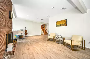 5 Fieldstone Ln, Great Neck, NY 11020 - Photo 2