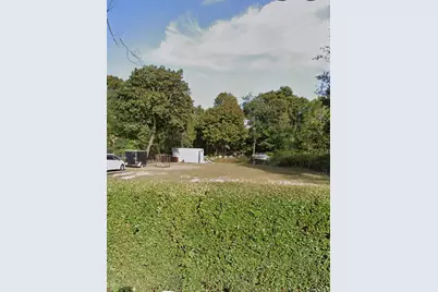 245 Acorn Avenue, Central Islip, NY 11722 - Photo 2