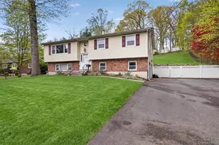 67 Eberling Dr, New City, NY 10956 - Photo 2