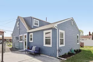 1326 4th St, West Babylon, NY 11704 - Photo 40