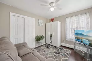 1326 4th St, West Babylon, NY 11704 - Photo 14