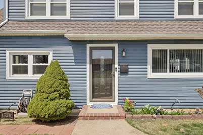 1326 4th Street, West Babylon, NY 11704 - Photo 4