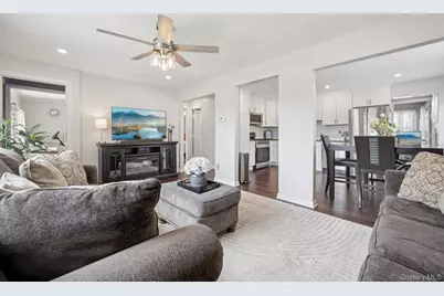 1326 4th Street, West Babylon, NY 11704 - Photo 6