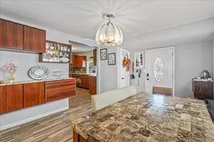 236 Duckpond Dr S, Wantagh, NY 11793 - Photo 8