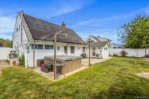 236 Duckpond Dr S, Wantagh, NY 11793 - Photo 28