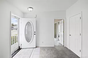 638 Fresh Pond Ave, Calverton, NY 11933 - Photo 2