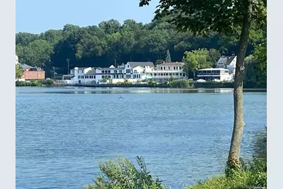 51 Centershore Road #Upper, Centerport, NY 11721 - Photo 20