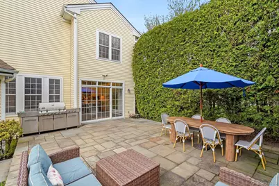 2 Legendary Circle, Rye Brook, NY 10573 - Photo 20