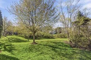 2 Legendary Cir, Rye Brook, NY 10573 - Photo 22