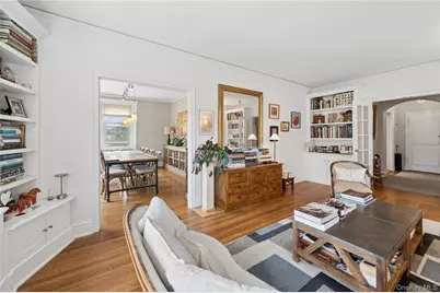 9 Tanglewylde Avenue #4B, Bronxville, NY 10708 - Photo 2