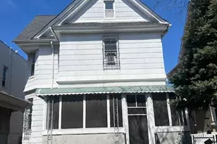 94-32 86th Ave, Woodhaven, NY 11421 - Photo 4