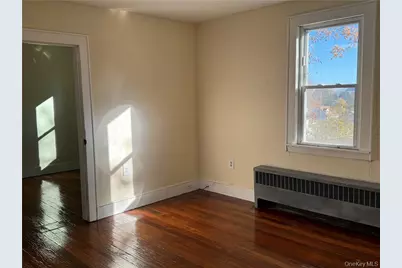 134 N Pierpont Avenue, Newburgh, NY 12550 - Photo 6