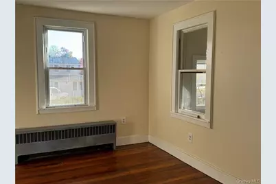 134 N Pierpont Avenue, Newburgh, NY 12550 - Photo 18