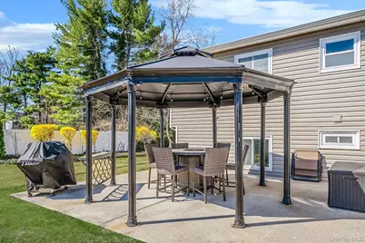 14 Celeste Avenue, Holbrook, NY 11741 - Photo 8