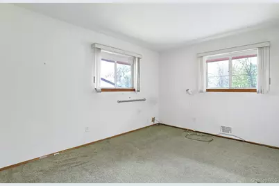 44 N Southgate Drive, Spring Valley, NY 10977 - Photo 14