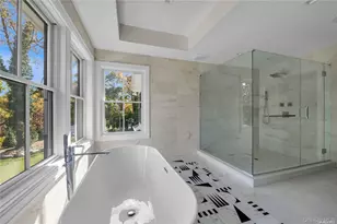 38 Cow Neck Rd, Sands Point, NY 11050 - Photo 22