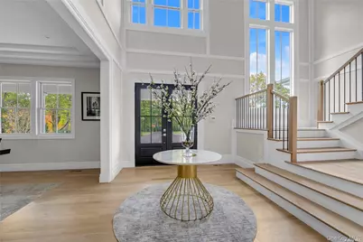 38 Cow Neck Road, Sands Point, NY 11050 - Photo 4