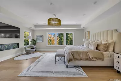 38 Cow Neck Road, Sands Point, NY 11050 - Photo 20