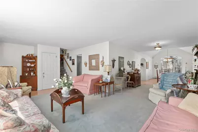 2378 Pine Grove Court, Yorktown Heights, NY 10598 - Photo 6