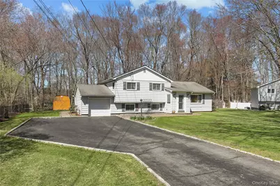 2378 Pine Grove Court, Yorktown Heights, NY 10598 - Photo 18