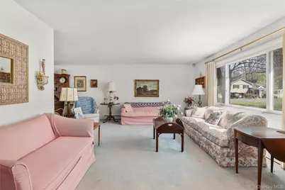 2378 Pine Grove Court, Yorktown Heights, NY 10598 - Photo 4