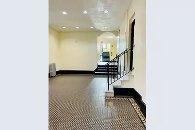 910 Dinsmore Avenue, Far Rockaway, NY 11691 - Photo 6