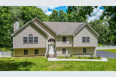 36 Front Street, Mahopac, NY 10541 - Photo 2