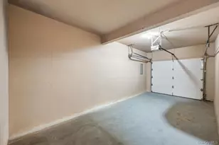 54 Felicia Ct, Plainview, NY 11803 - Photo 28