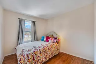 54 Felicia Ct, Plainview, NY 11803 - Photo 12