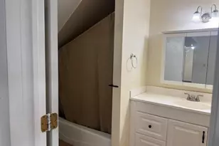 94 Old Post Rd, Wappingers Falls, NY 12590 - Photo 16